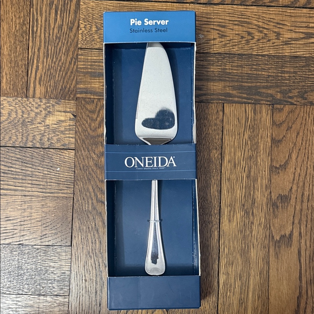 Oneida Silver Stainless Steel Pie Server
